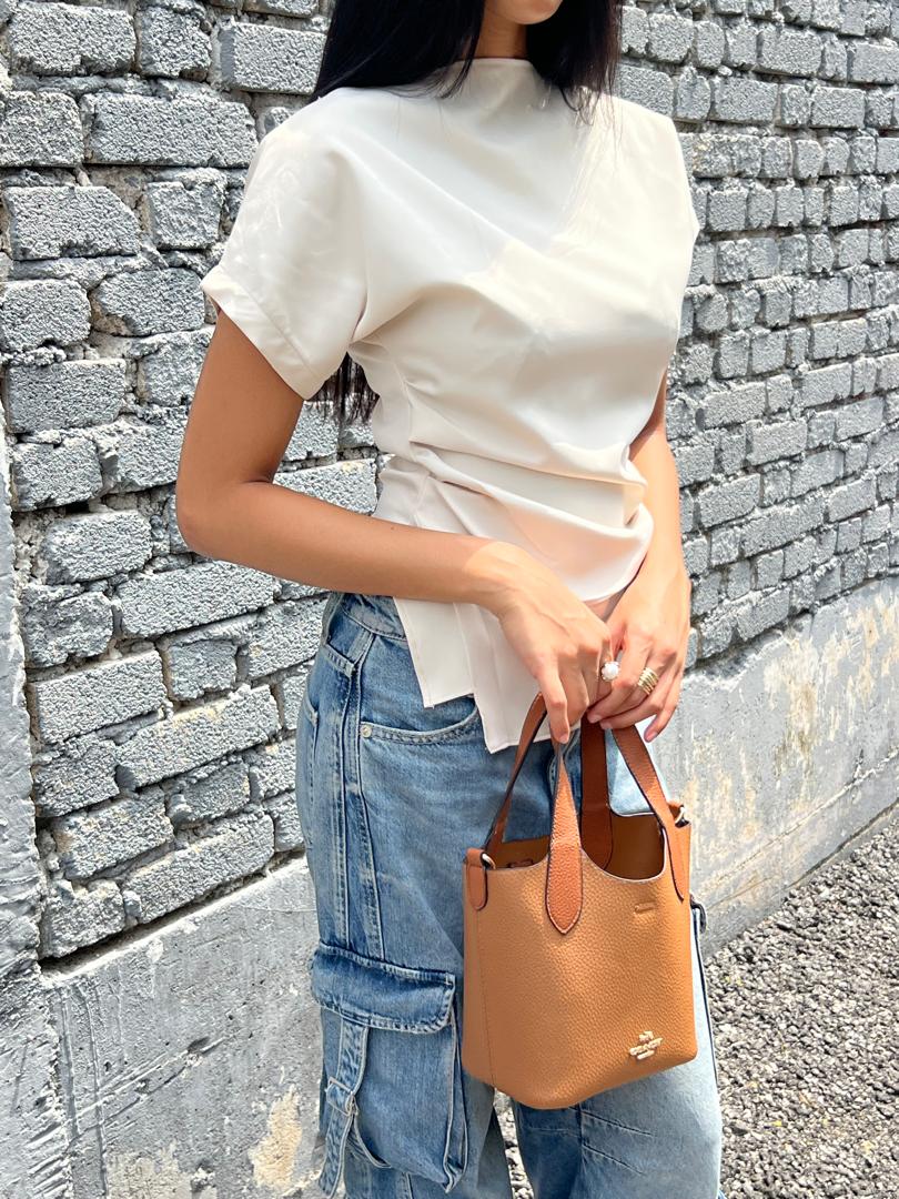 eggshell top